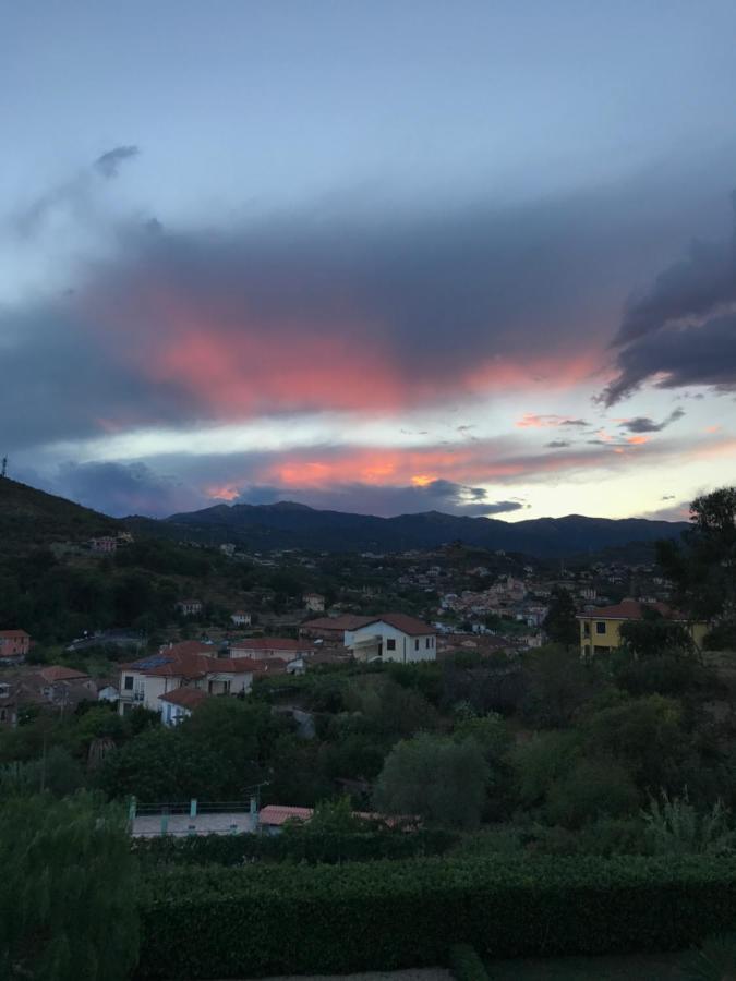 Holiday Home Delo - Imperia Exterior foto